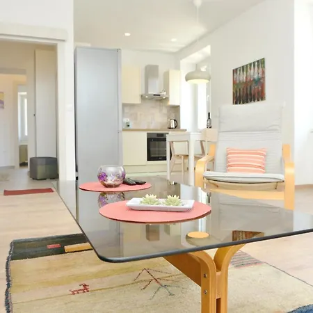 Junona - Poluotok Na Dlanu Apartment