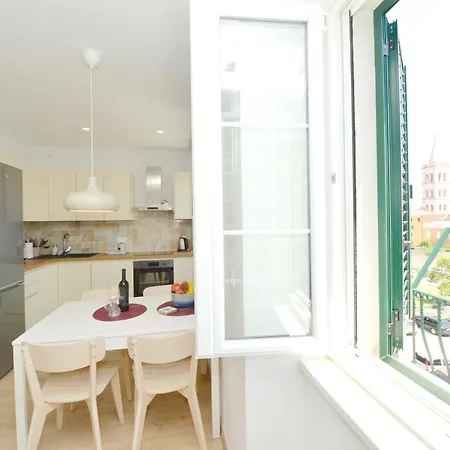 Apartmán Junona - Poluotok Na Dlanu *
